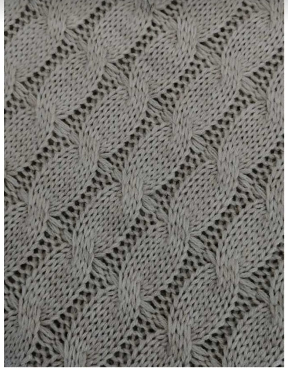 Luxurahome Collection: Strick Bett- / Tagesdecke aus 100% Baumwolle