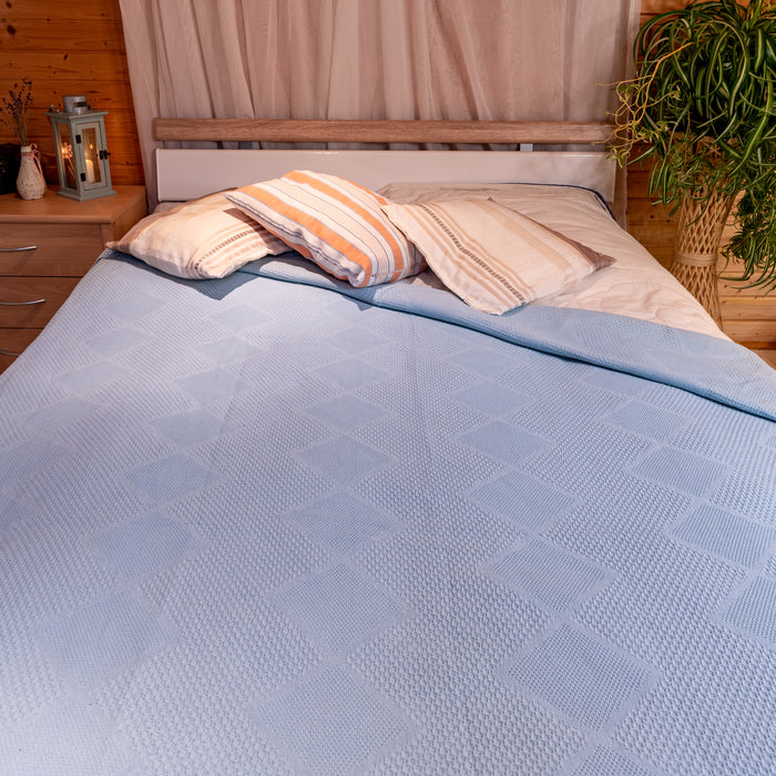 %100 pamuk Oeko-Tex®'ten yapılmış Mona jakarlı yatak örtüsü/pike battaniye