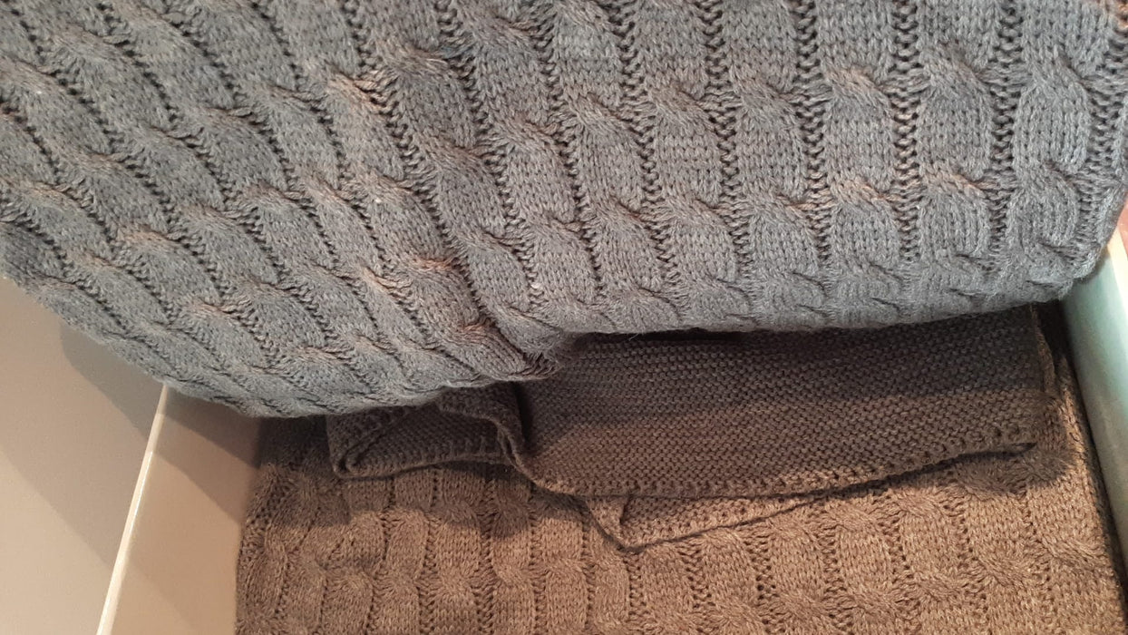 Luxurahome Collection: Strick Bett- / Tagesdecke aus 100% Baumwolle