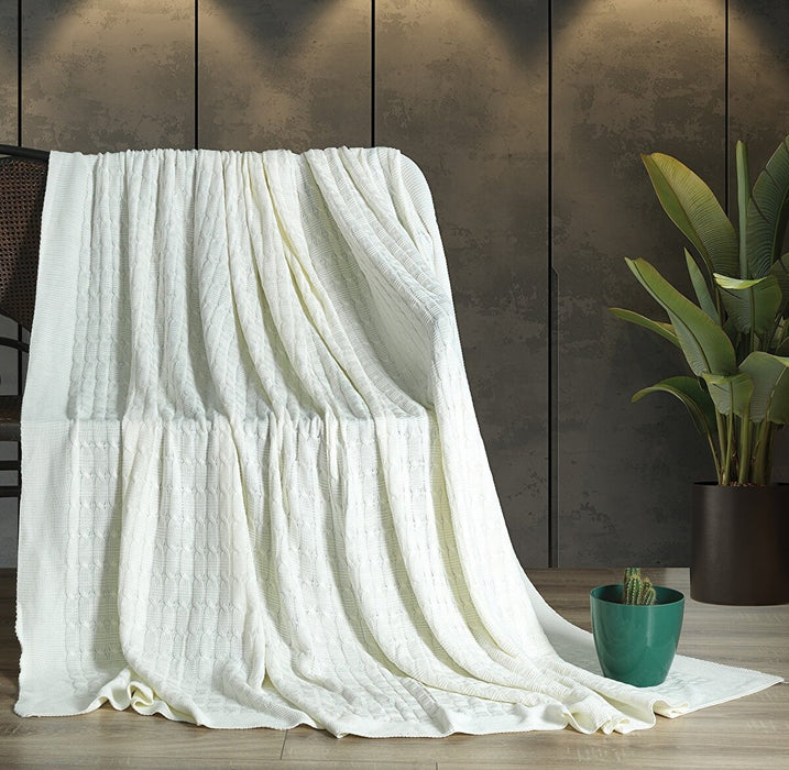 Luxurahome Collection: Strickdecke mit Muster in XXL-Größe 260x270