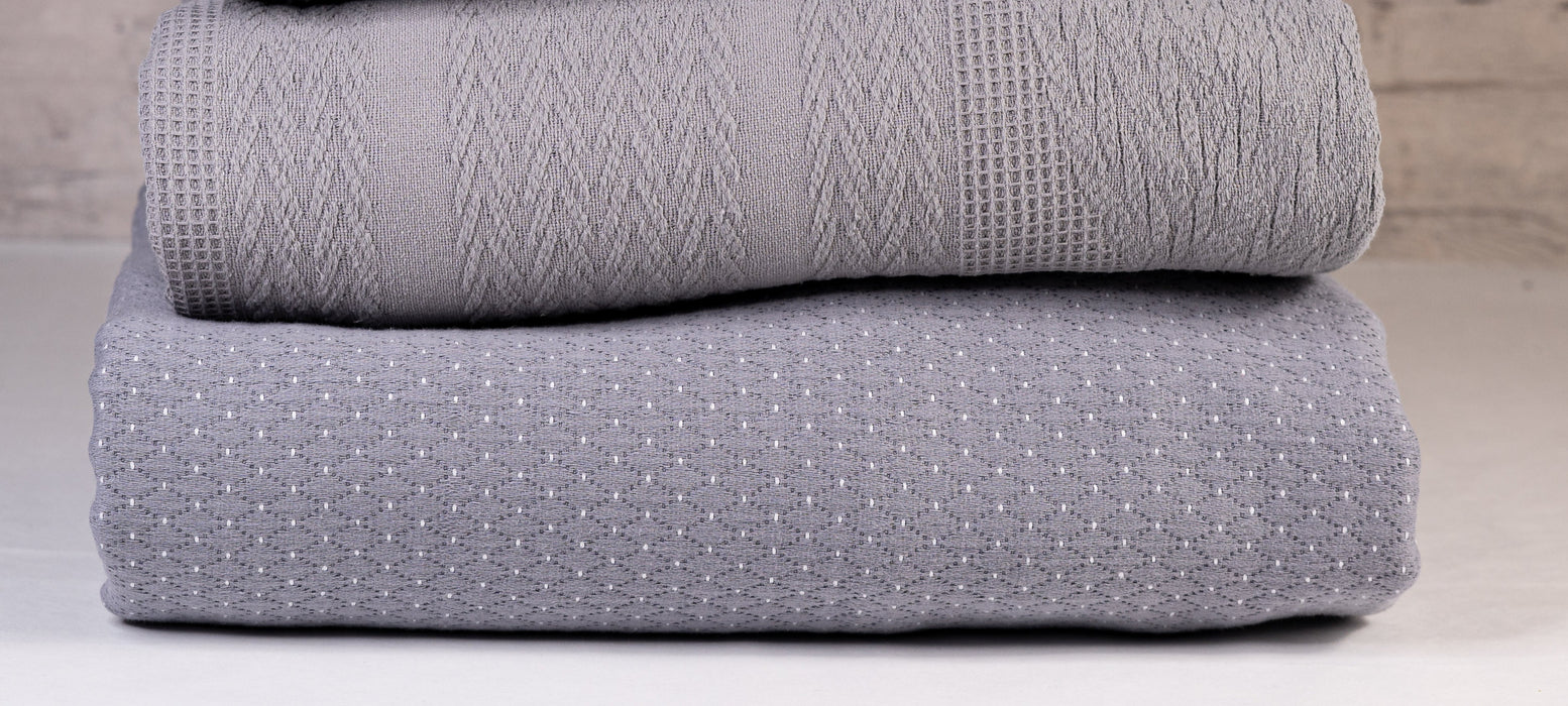 Luxurahome Collection Mehrzweckdecke/Piquédecke aus 100% Baumwolle