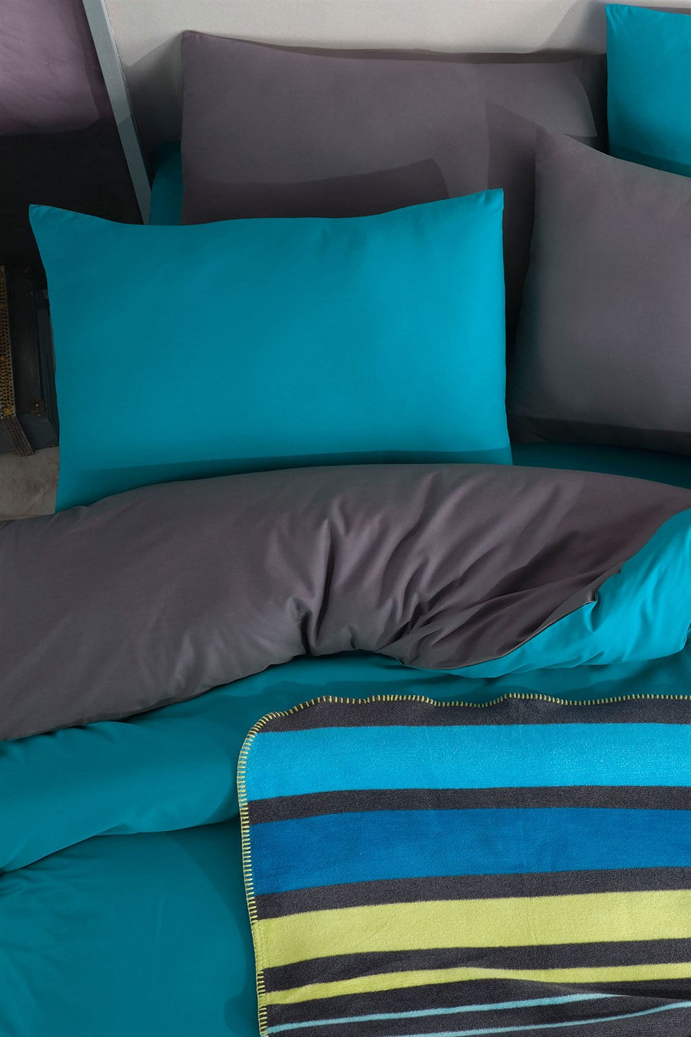 Iyi Geceler Istanbul - InLine Bettbezug-Set für Einzelbett 160x220cm Farbe: Petrol Blau
