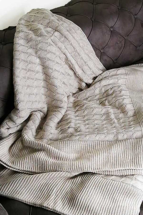 Luxurahome Collection: Strick Bett- / Tagesdecke aus 100% Baumwolle