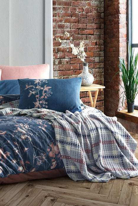 Iyi Geceler Istanbul - Wilbourn Bettwäsche Set mit Decke 200x220 Farbe: Indigo